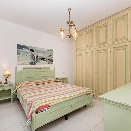 Sale Marino - Goelba